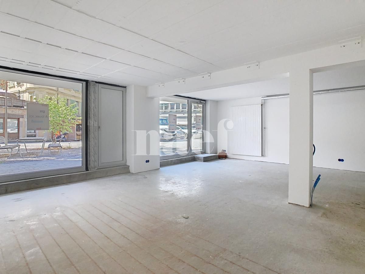 À louer : Surface Commerciale Atelier Aigle - Ref : EC.38574 | Naef Immobilier