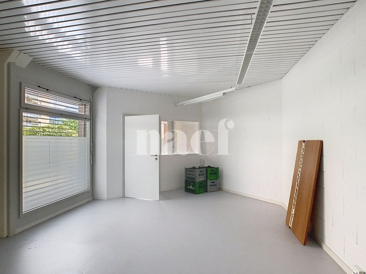 À louer : Surface Commerciale Bureau Aigle - Ref : EC.38576 | Naef Immobilier