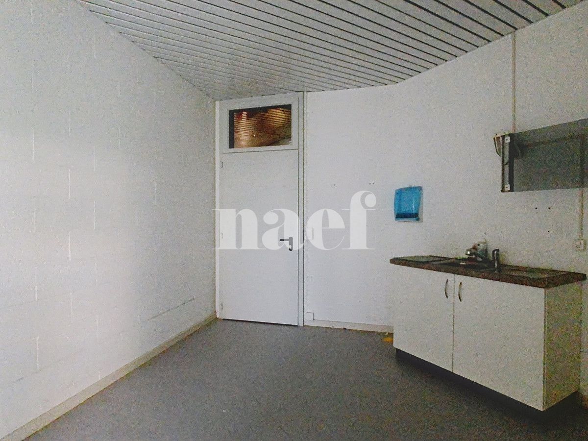 À louer : Surface Commerciale Bureau Aigle - Ref : EC.38576 | Naef Immobilier