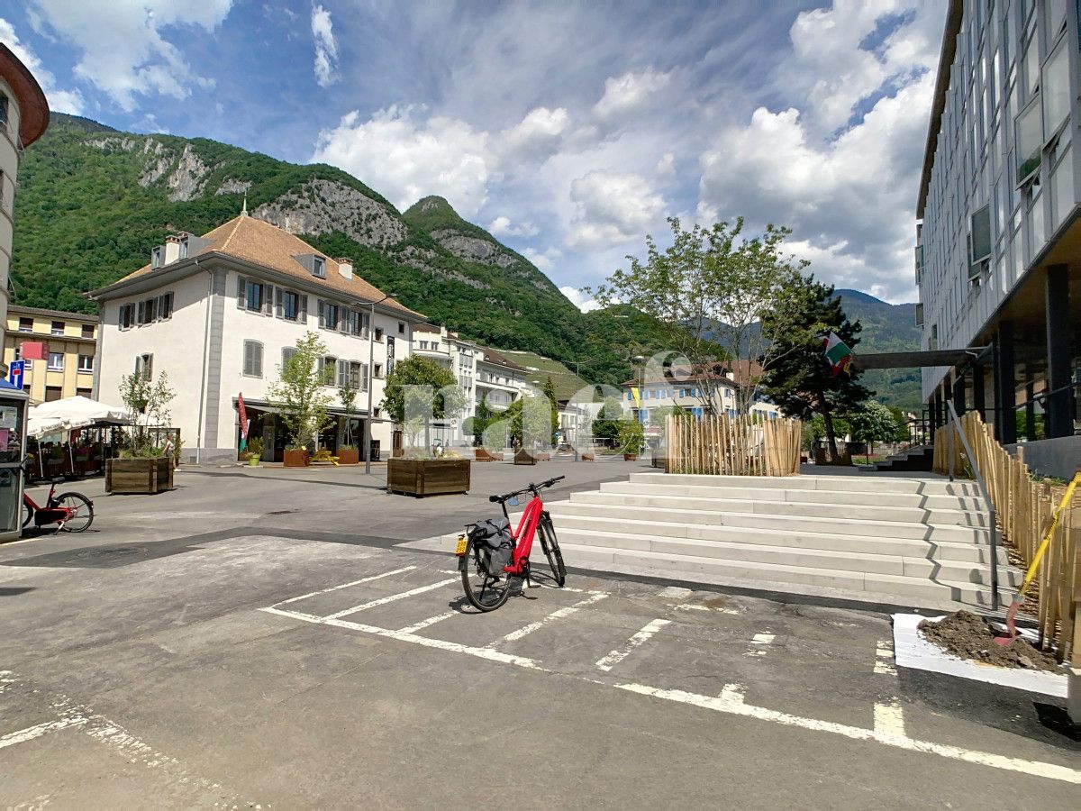 À louer : Surface Commerciale Arcade Aigle - Ref : EC.38577 | Naef Immobilier