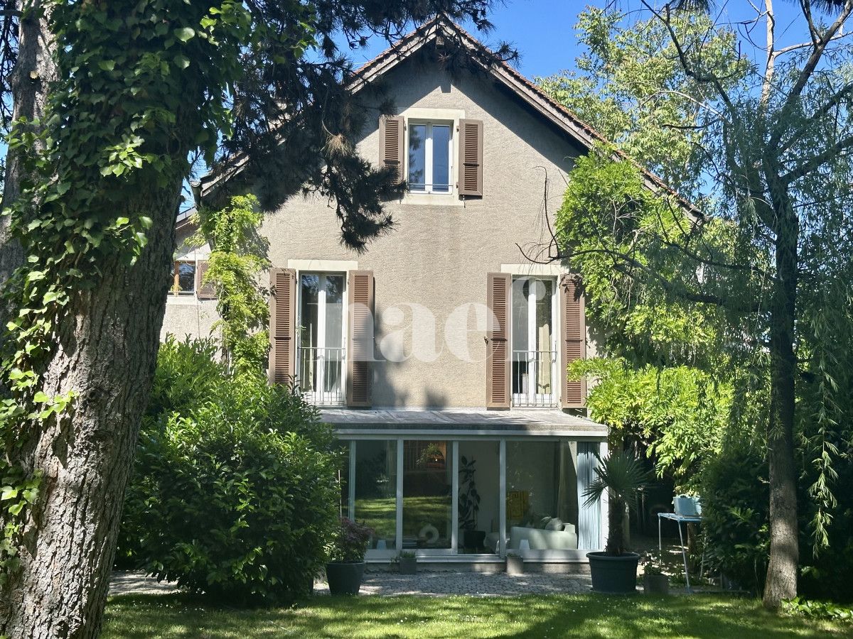 À louer : Maison 8 Pieces Lancy - Ref : EC.38887 | Naef Immobilier