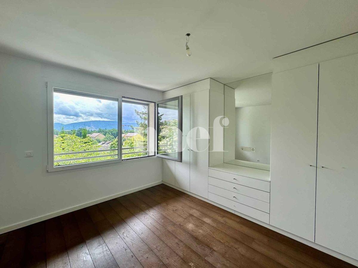 À louer : Maison 14 Pieces Bellevue - Ref : EC.39006 | Naef Immobilier