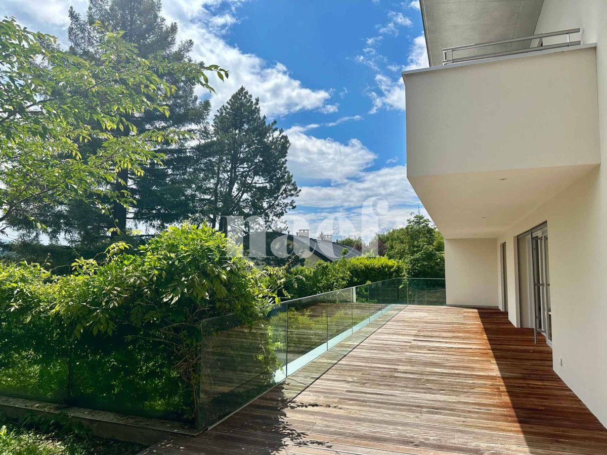 À louer : Maison 14 Pieces Bellevue - Ref : EC.39006 | Naef Immobilier