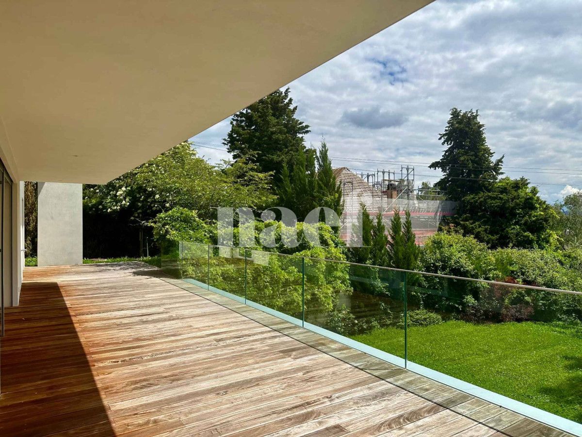 À louer : Maison 14 Pieces Bellevue - Ref : EC.39006 | Naef Immobilier