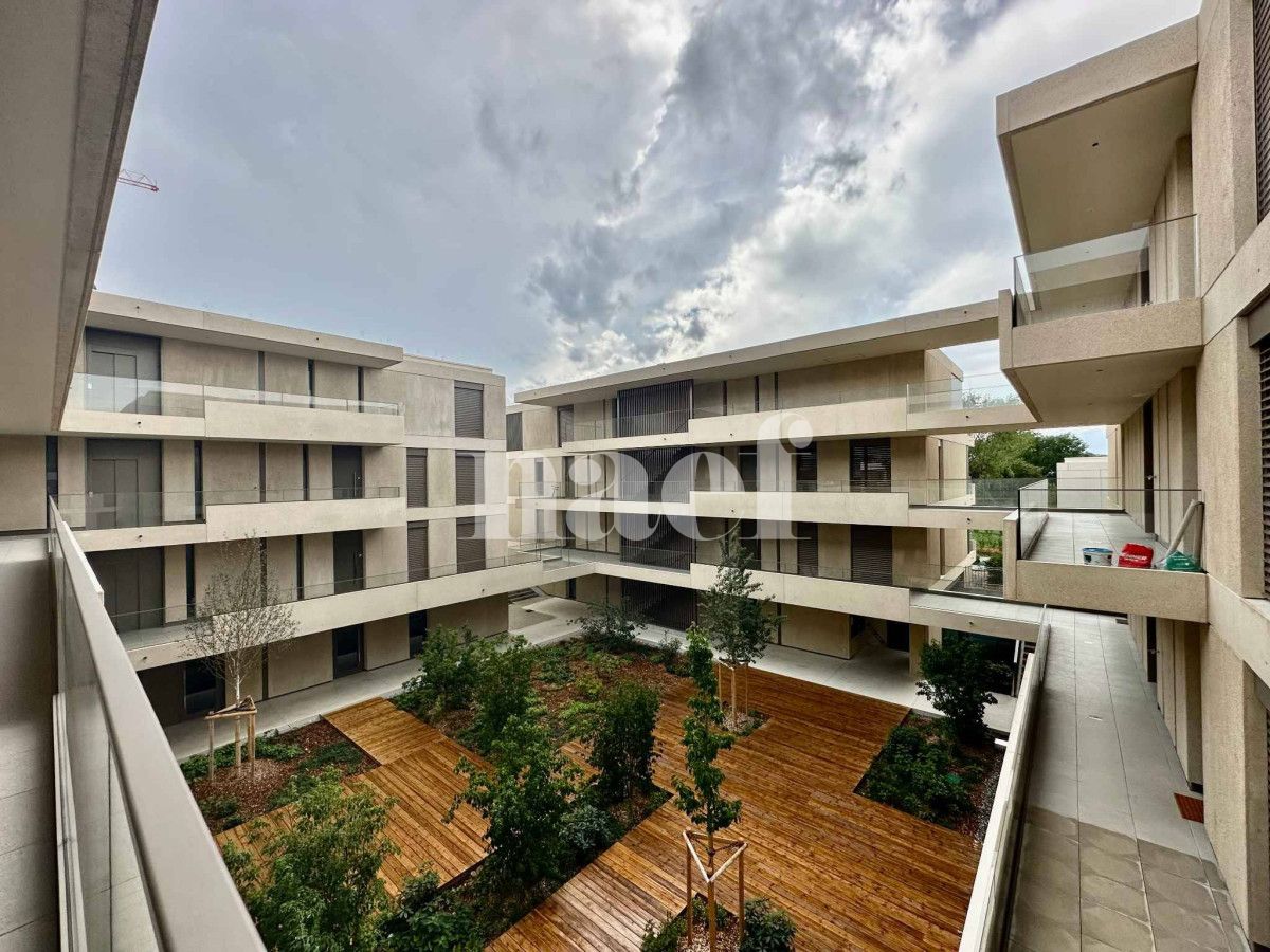 À louer : Appartement 4.5 Pieces Troinex - Ref : EC.40229 | Naef Immobilier