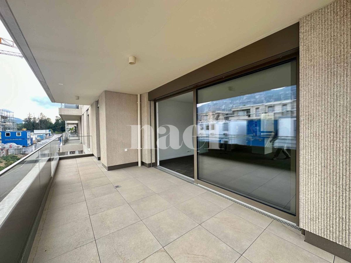À louer : Appartement 4.5 Pieces Troinex - Ref : EC.40229 | Naef Immobilier