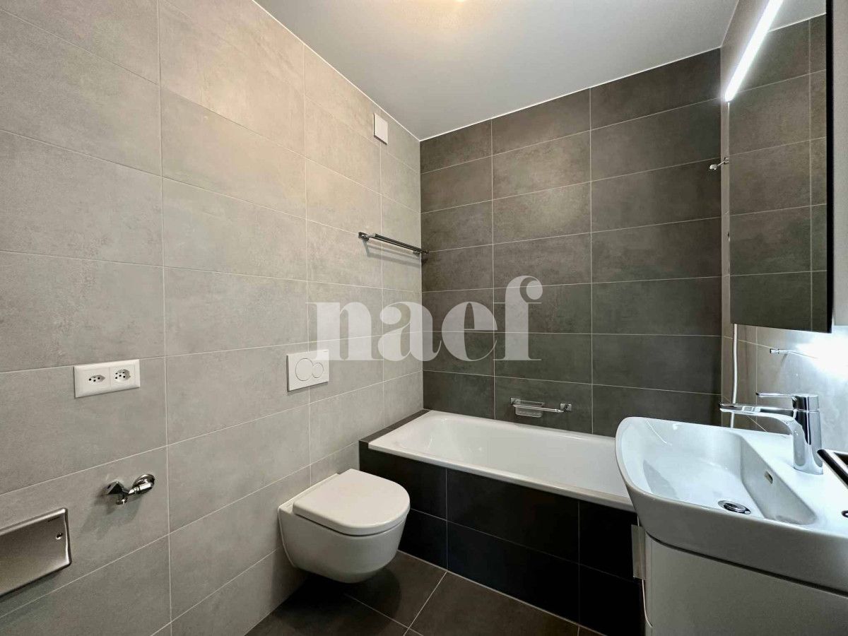 À louer : Appartement 4.5 Pieces Troinex - Ref : EC.40229 | Naef Immobilier