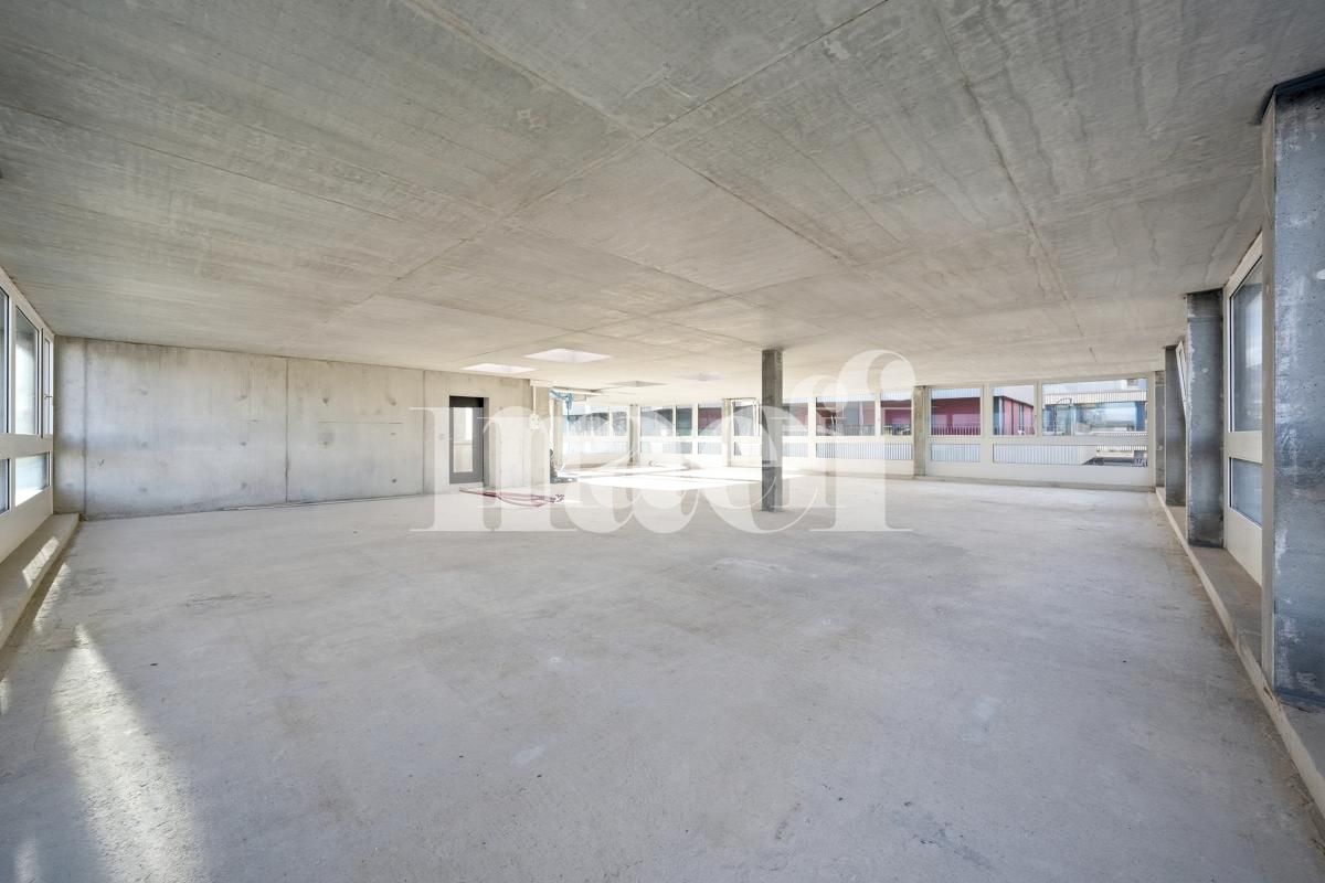 À louer : Surface Commerciale Bureau Gland - Ref : EC.40288 | Naef Immobilier