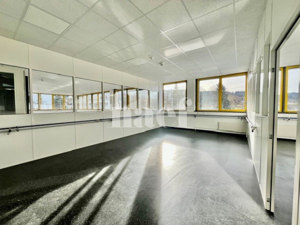 À louer : Surface Commerciale Bureau La Chaux-de-Fonds - Ref : EC.41287 | Naef Immobilier
