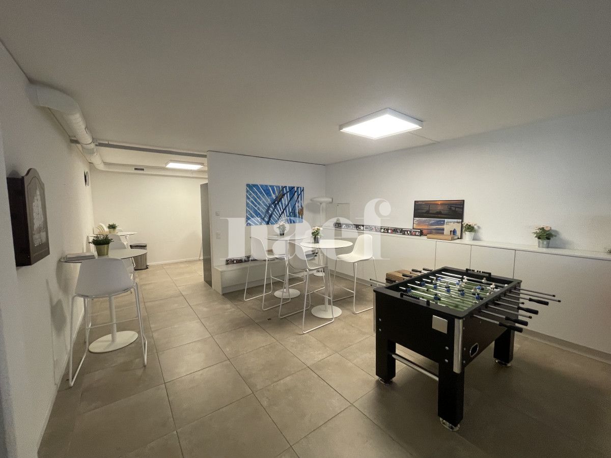 À louer : Surface Commerciale Bureau Gland - Ref : EC.41564 | Naef Immobilier