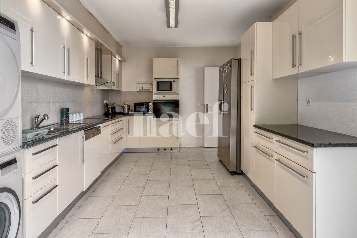 À louer : Appartement 5.5 Pieces Chernex - Ref : EC.41982 | Naef Immobilier