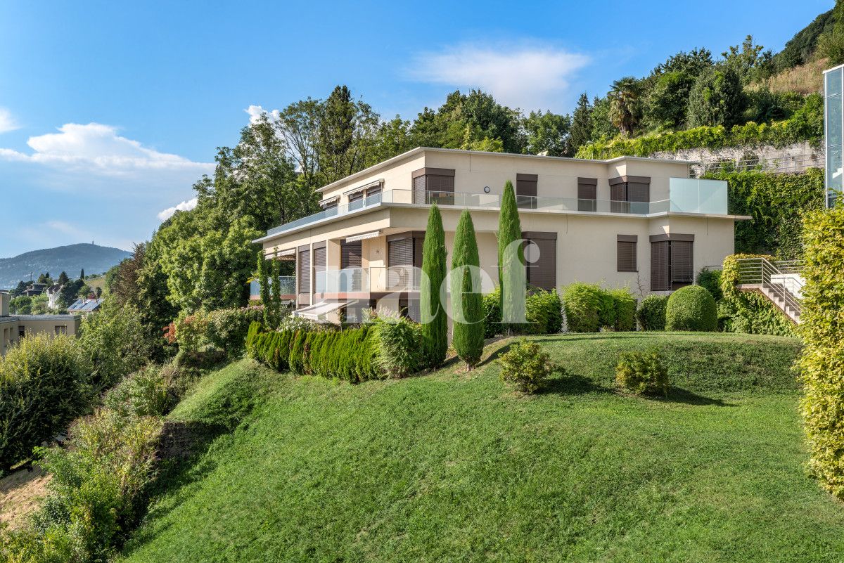 À louer : Appartement 5.5 Pieces Chernex - Ref : EC.41982 | Naef Immobilier