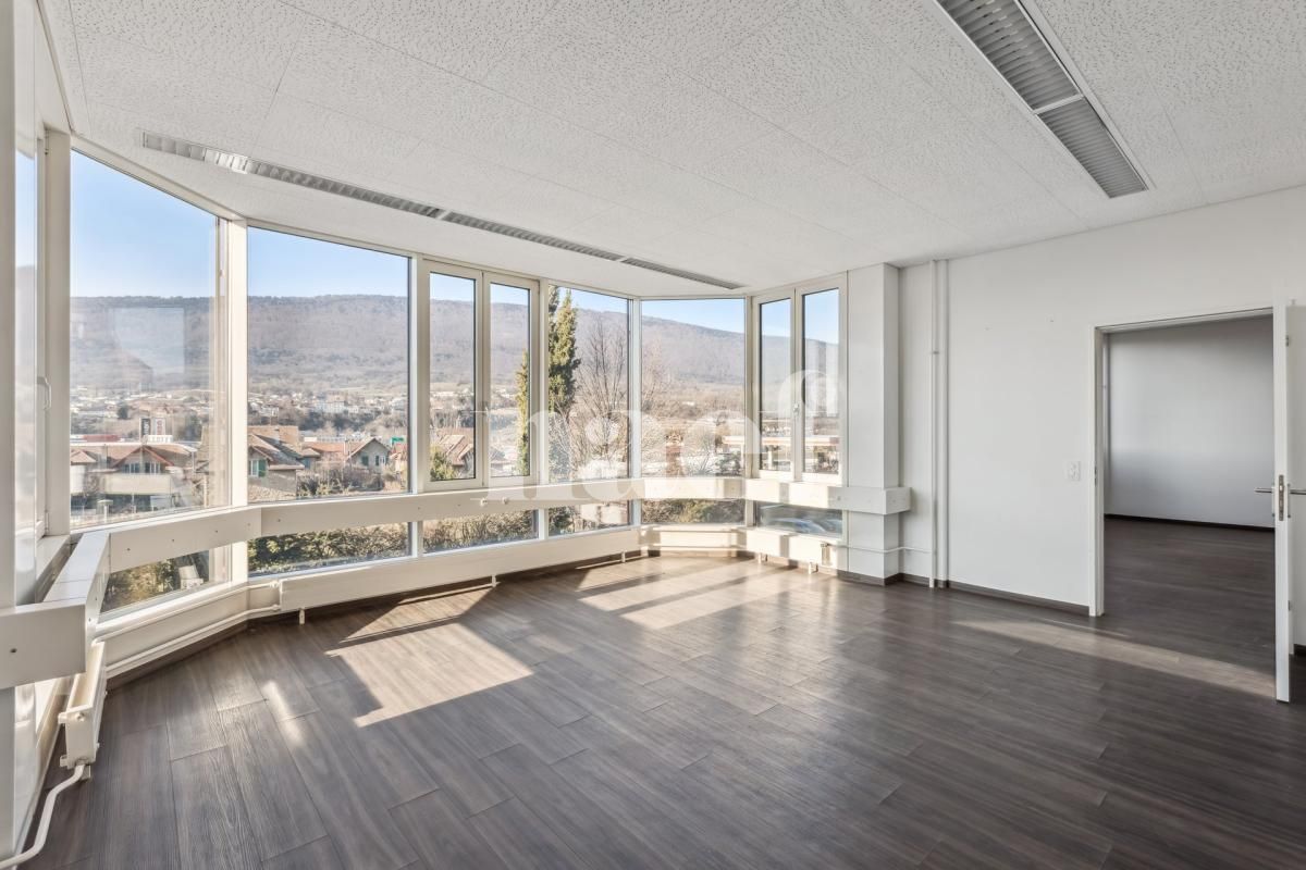 À louer : Surface Commerciale Atelier Marin Epagnier - Ref : EC.42113 | Naef Immobilier