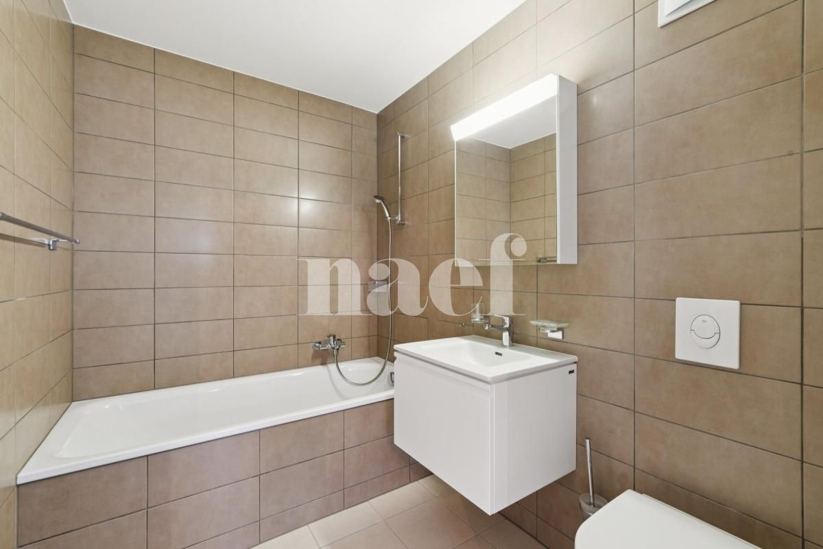 À louer : Appartement 4.5 Pieces Crassier - Ref : EC.42556 | Naef Immobilier