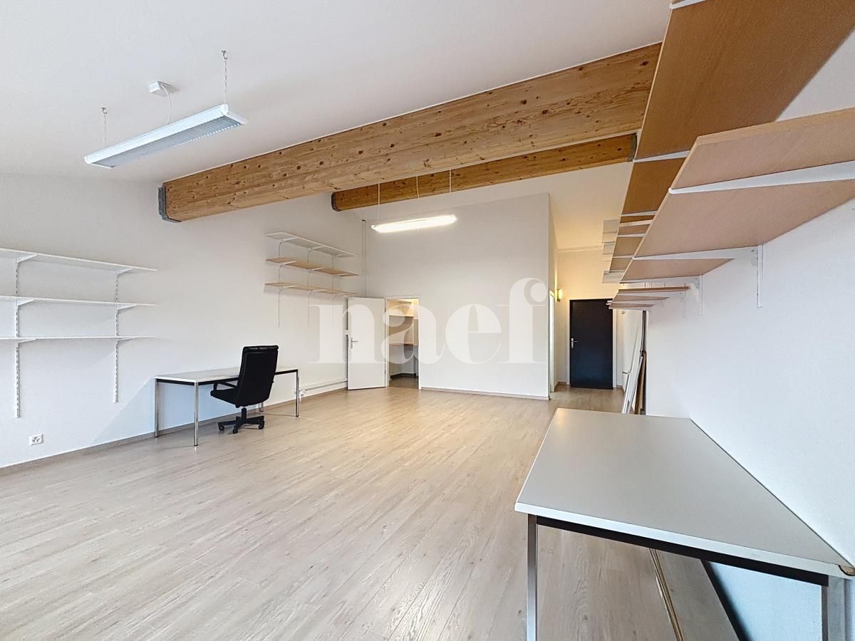 À louer : Surface Commerciale Bureau Le Mont-sur-Lausanne - Ref : EC.42857 | Naef Immobilier