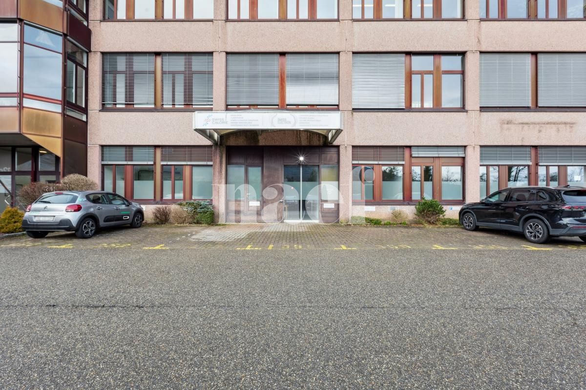 À louer : Dépôt Marin Epagnier - Ref : EC.43092 | Naef Immobilier