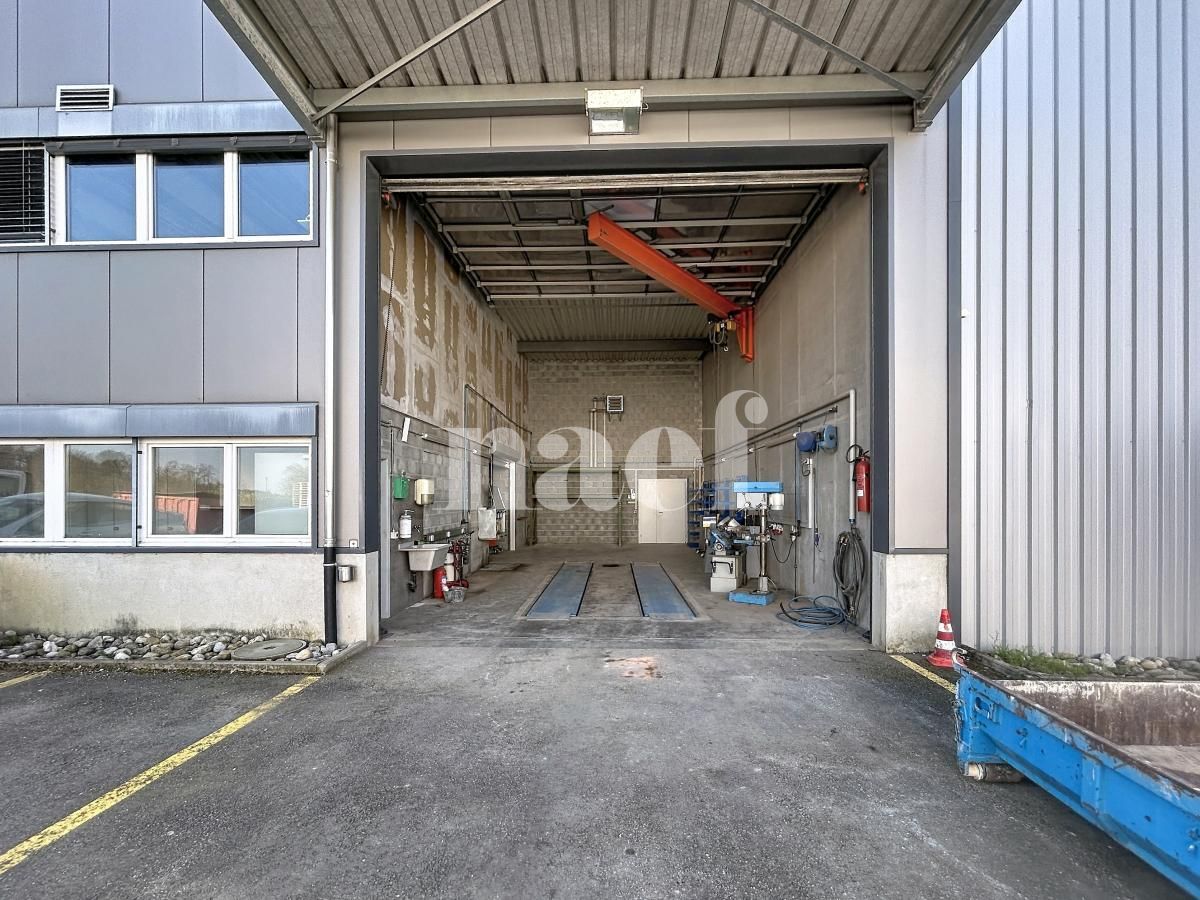 À louer : Dépôt Bremblens - Ref : EC.43700 | Naef Immobilier