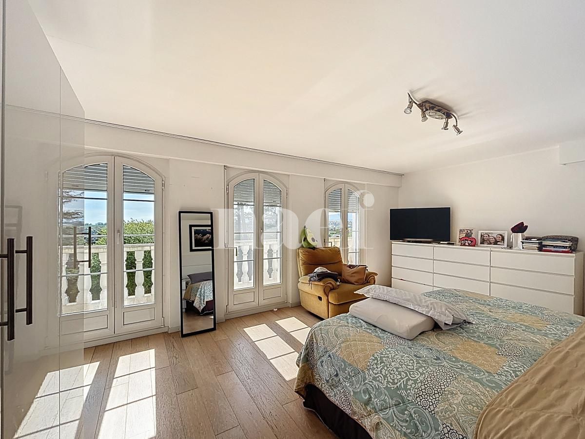 À louer : Maison 6 Pieces Bussigny - Ref : EC.44157 | Naef Immobilier