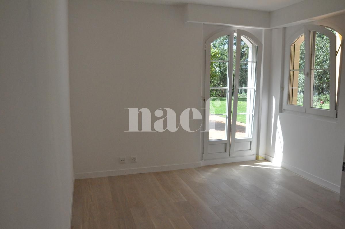À louer : Maison 6 Pieces Bussigny - Ref : EC.44157 | Naef Immobilier