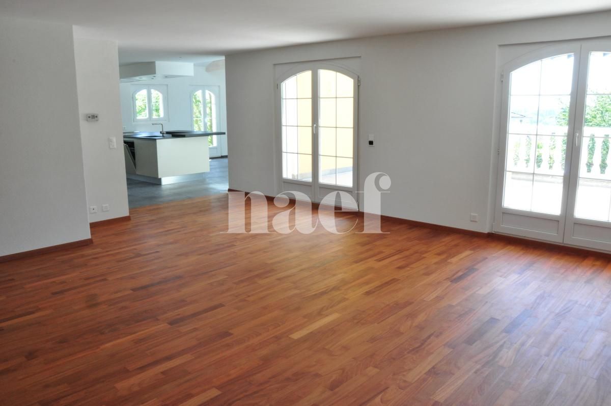 À louer : Maison 6 Pieces Bussigny - Ref : EC.44157 | Naef Immobilier