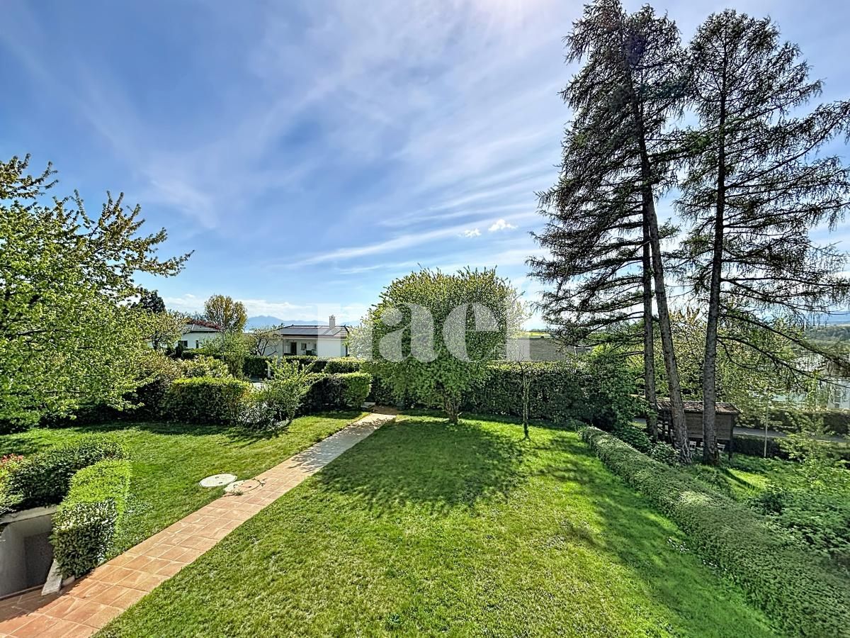 À louer : Maison 6 Pieces Bussigny - Ref : EC.44157 | Naef Immobilier