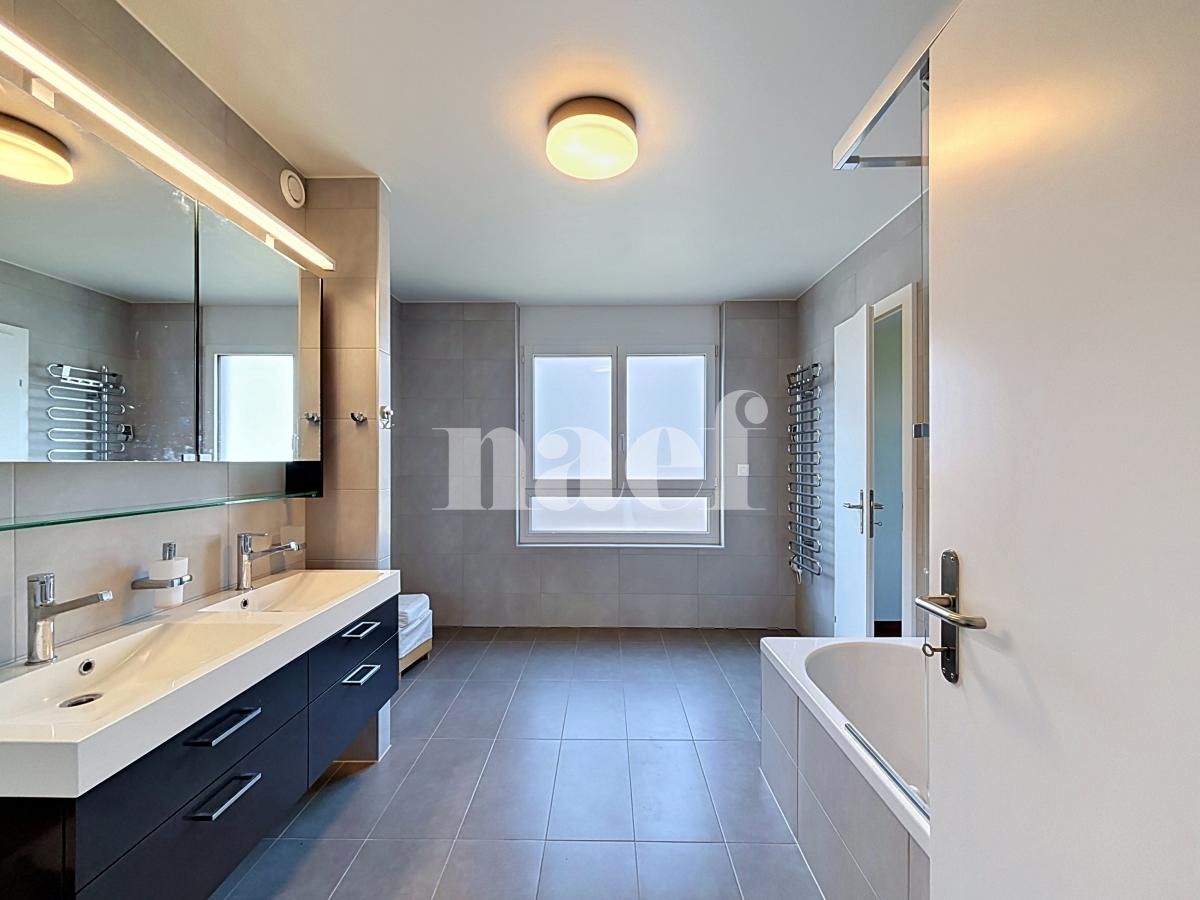 À louer : Appartement 4.5 Pieces St-Prex - Ref : EC.44546 | Naef Immobilier