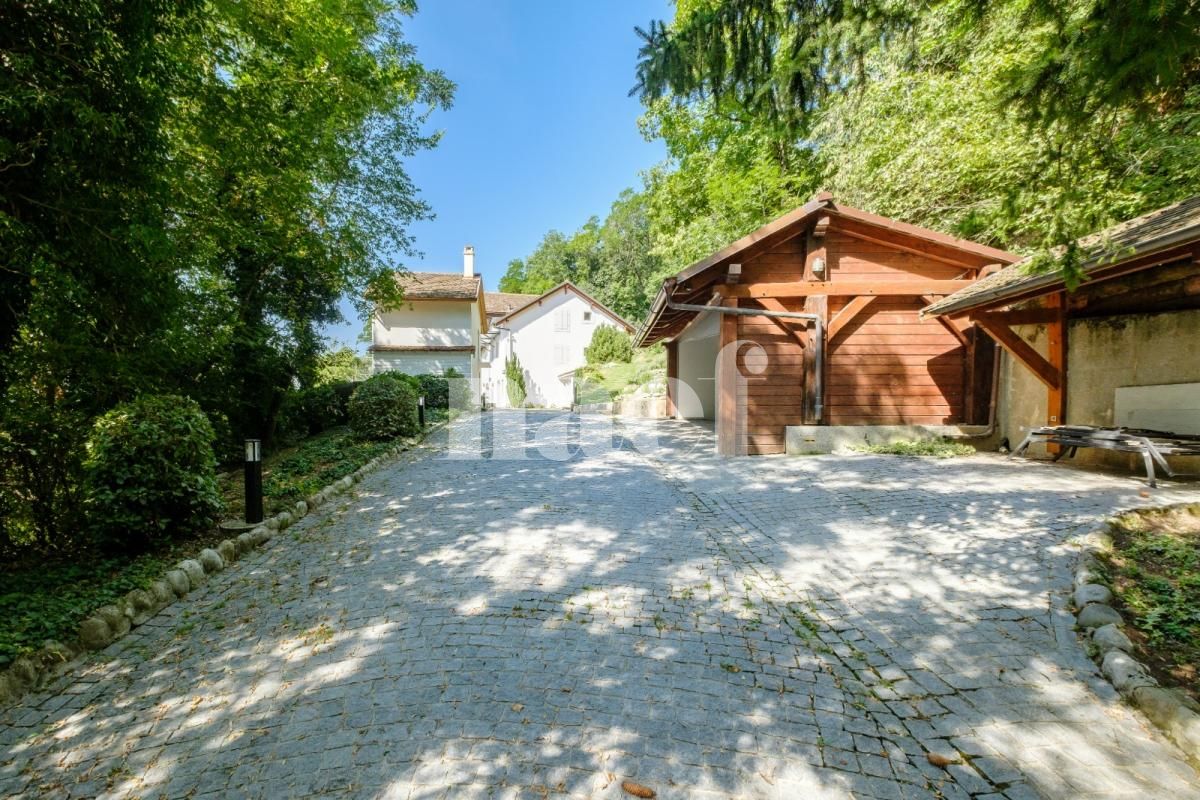 À louer : Maison 8 Pieces Mont-sur-Rolle - Ref : EC.45298 | Naef Immobilier