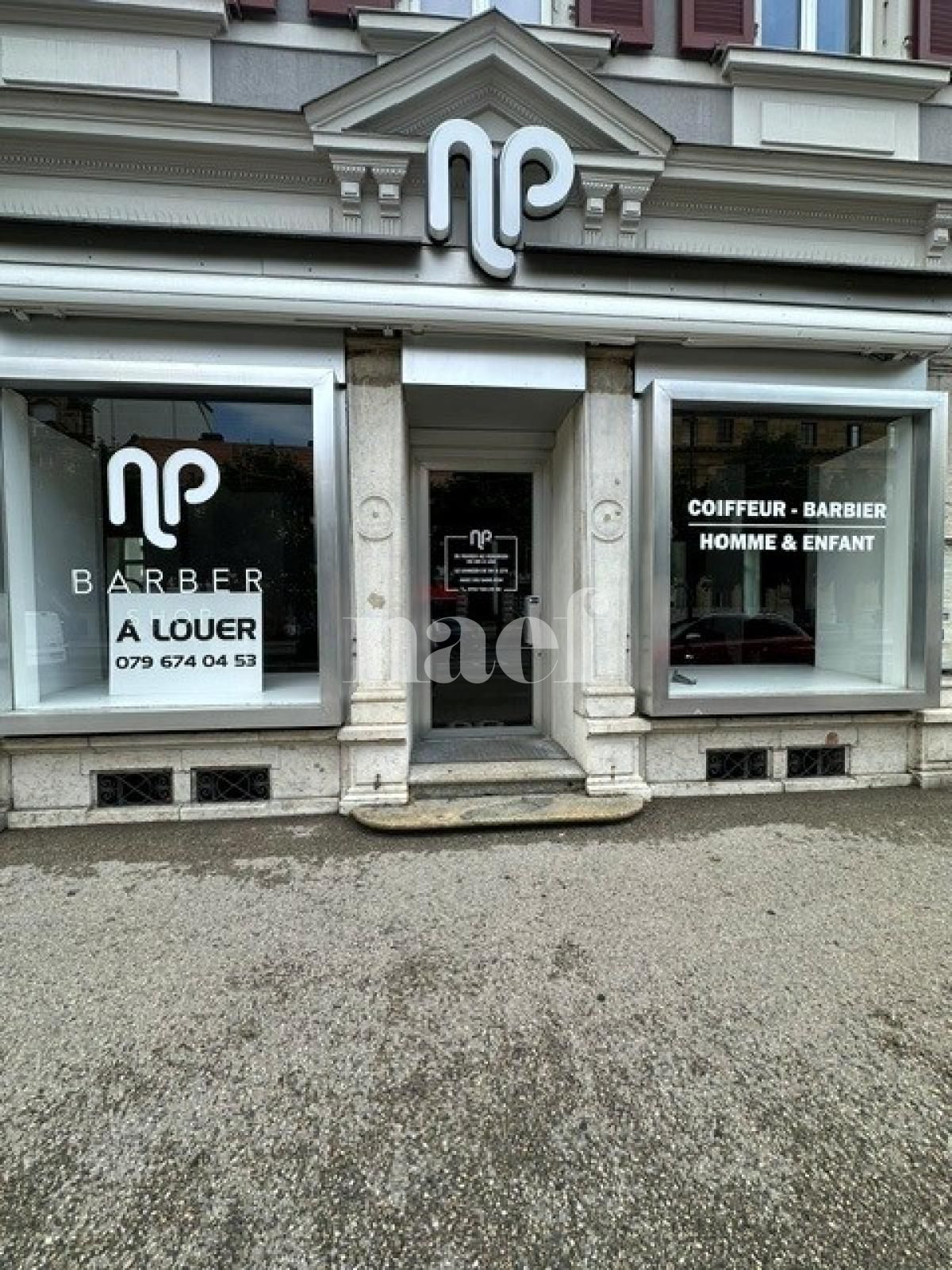 À louer : Surface Commerciale Arcade La Chaux-de-Fonds - Ref : EC.46556 | Naef Immobilier