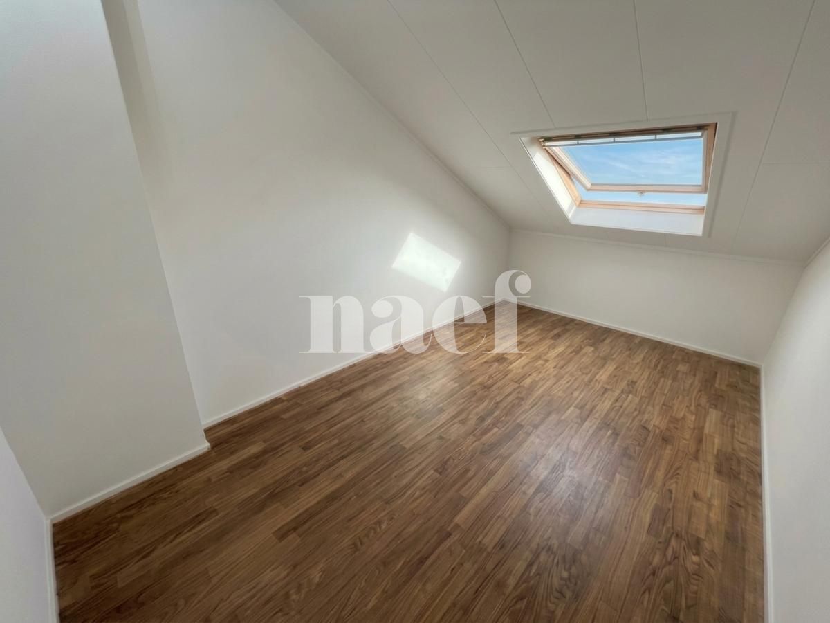 À louer : Appartement 6.5 Pieces Bursinel - Ref : EC.47292 | Naef Immobilier