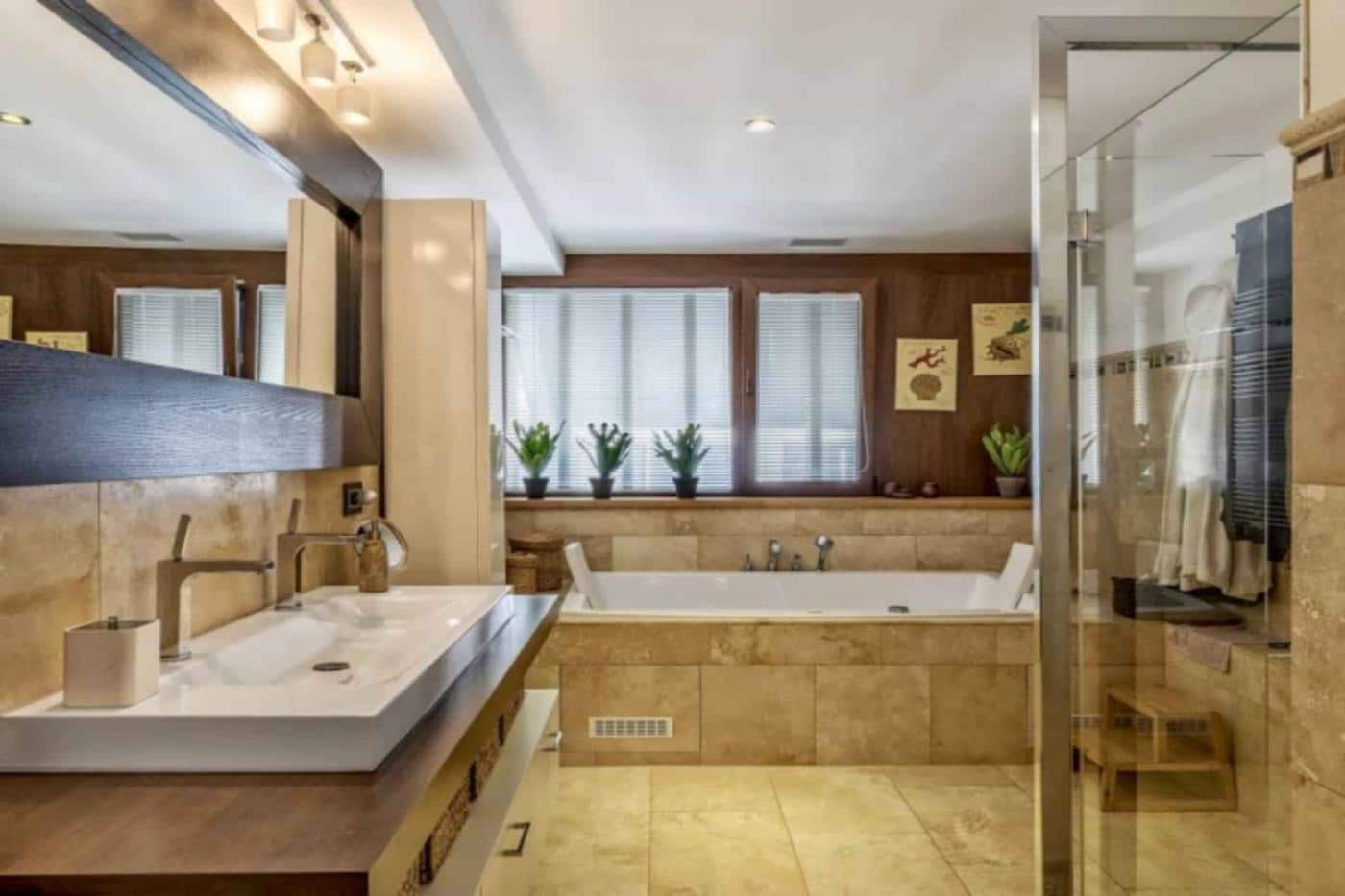 À louer : Maison 8.5 Pieces Villars-Epeney - Ref : 40439 | Naef Immobilier