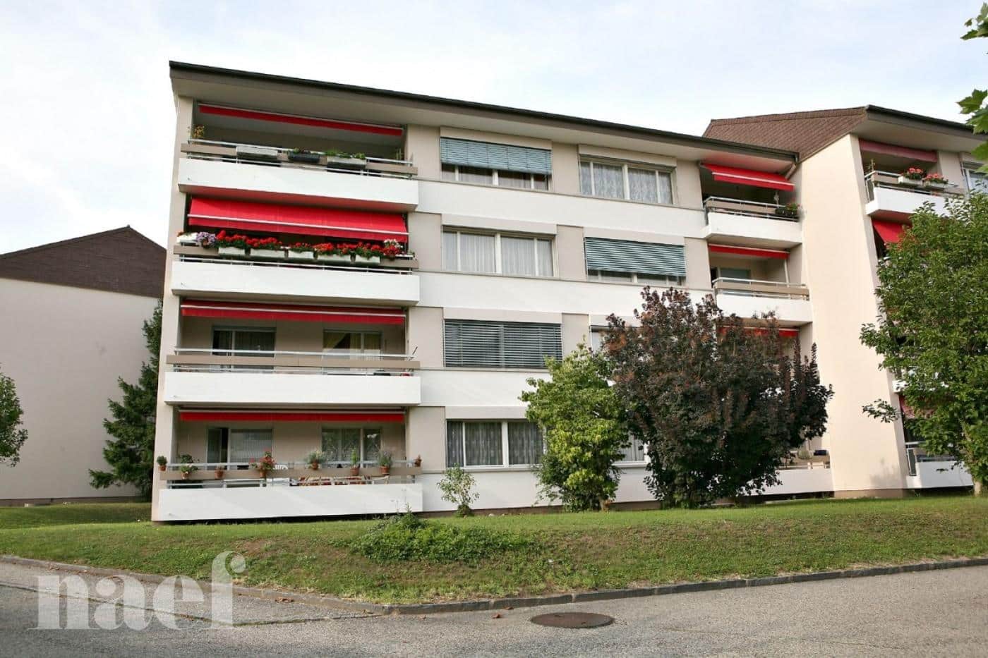 À louer : Parking  Marin-Epagnier - Ref : 42203 | Naef Immobilier