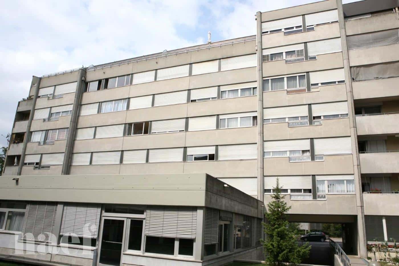 À louer : Parking couvert Neuchâtel - Ref : 43489 | Naef Immobilier