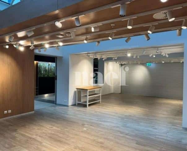 À louer : Surface Commerciale Arcade Meyrin - Ref : 200441.72 | Naef Immobilier