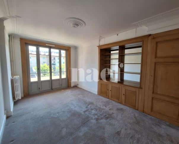 À louer : Appartement 5.5 Pieces Genève - Ref : 202122.4002 | Naef Immobilier