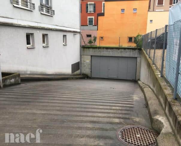 À louer : Parking couvert Renens - Ref : 204266.61028 | Naef Immobilier
