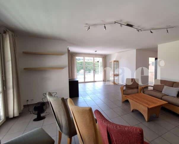À louer : Appartement 5.5 Pieces Nyon - Ref : 205600.1 | Naef Immobilier