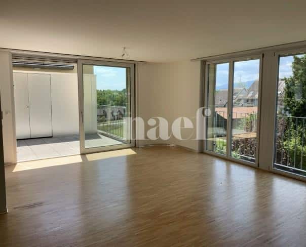 À louer : Appartement 4.5 Pieces Nyon - Ref : 205686.4042 | Naef Immobilier