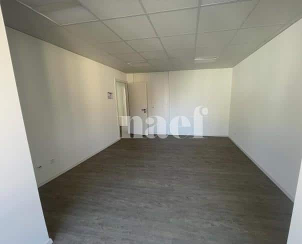 À louer : Surface Commerciale Bureau Nyon - Ref : 205831.3002 | Naef Immobilier