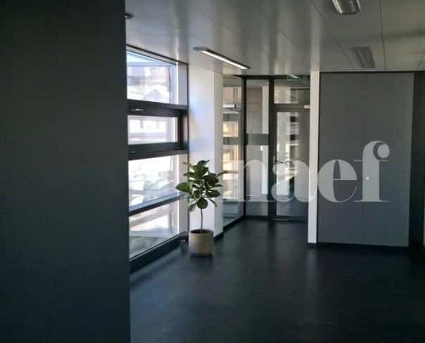 À louer : Surface Commerciale Bureau Delémont - Ref : 208700.2003 | Naef Immobilier