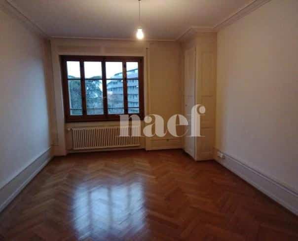 À louer : Appartement 2.5 Pieces Genève - Ref : 212105.4002 | Naef Immobilier