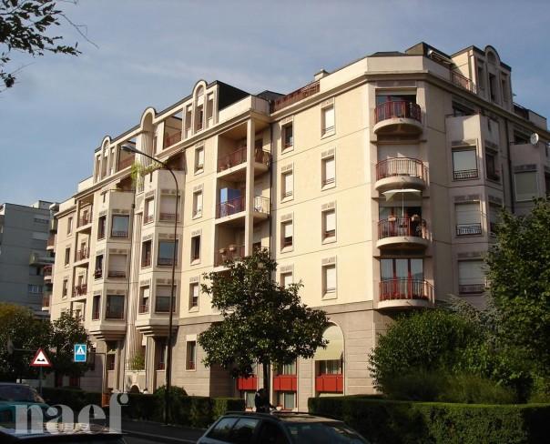 À louer : Parking couvert Genève - Ref : 213952.61075 | Naef Immobilier