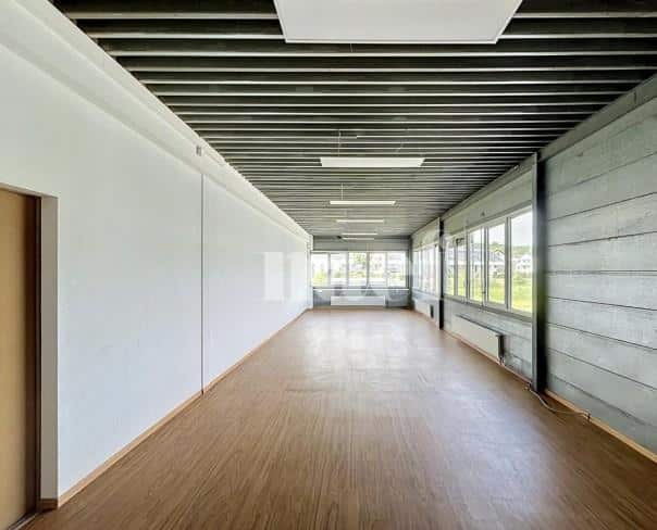 À louer : Surface Commerciale Atelier Lonay - Ref : 214632.1010 | Naef Immobilier