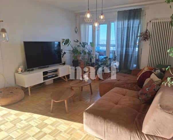 À louer : Appartement 4.5 Pieces La Chaux-de-Fonds - Ref : 219035.12004 | Naef Immobilier