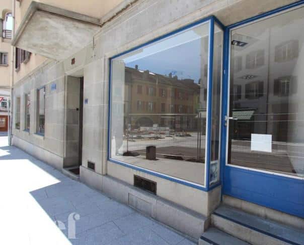 À louer : Surface Commerciale Arcade Rolle - Ref : 223437.3 | Naef Immobilier