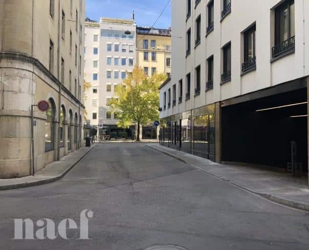 À louer : Parking couvert Genève - Ref : 23325 | Naef Immobilier