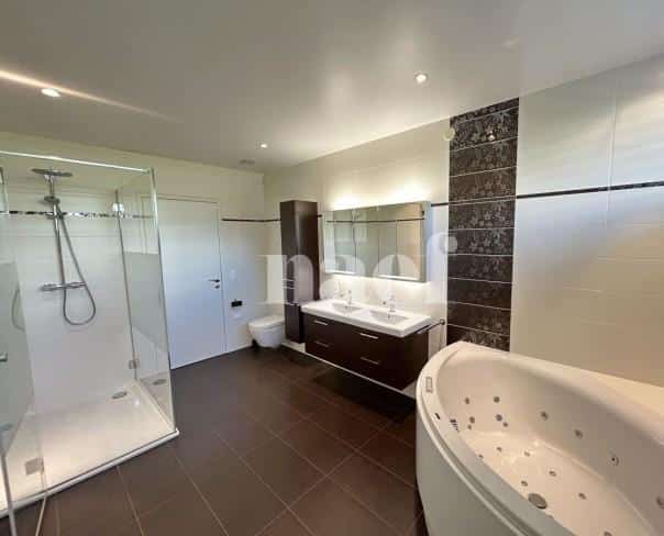 À louer : Appartement 5.5 Pieces Nyon - Ref : 233477.2001 | Naef Immobilier