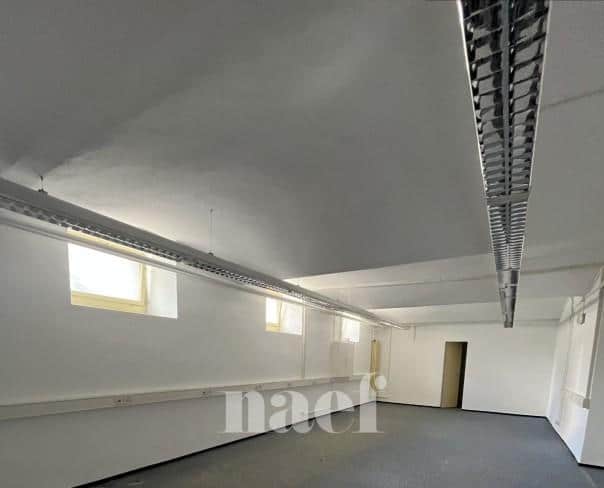 À louer : Surface Commerciale Atelier La Chaux-de-Fonds - Ref : 276347.81001 | Naef Immobilier