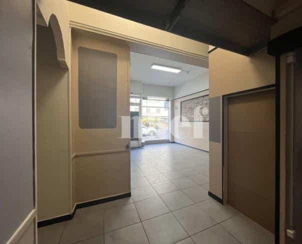 À louer : Surface Commerciale Arcade La Chaux-de-Fonds - Ref : 276935.3 | Naef Immobilier