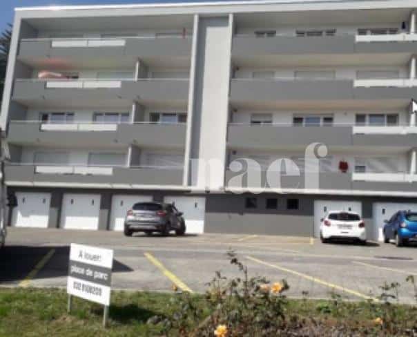 À louer : Parking  Hauterive NE - Ref : 279000.60010 | Naef Immobilier