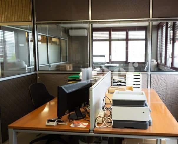 À louer : Surface Commerciale Atelier Nyon - Ref : 280736.1850 | Naef Immobilier